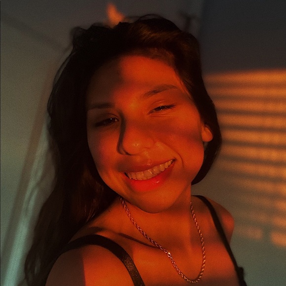 Meet your Posher, Ivanneah - Picture 1 of 1